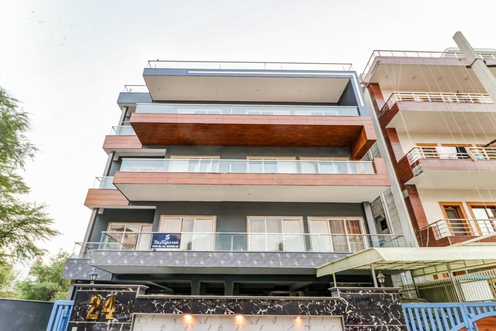 Hotel Townhouse Skylight Near Medanta Hospital Gurgaon Zewnętrze zdjęcie